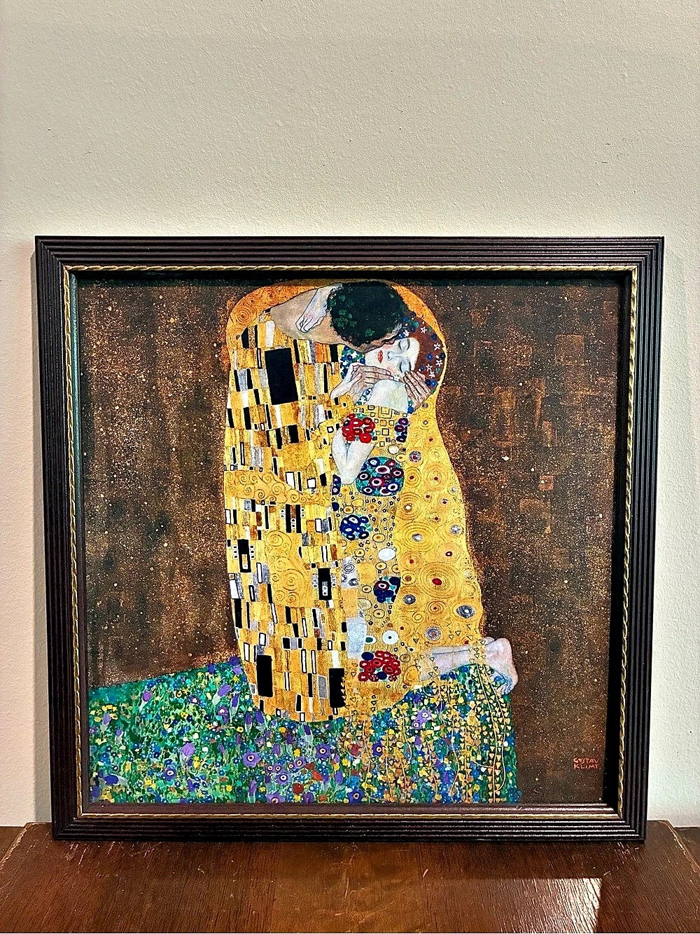Gustav Klimt The Kiss Wood Framed Print 13.5x13.5 Art Nouveau Lovers Wall Art